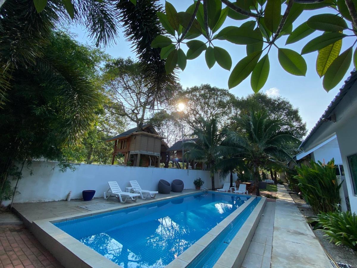 The Fint Hus Villa Langkawi Exterior foto